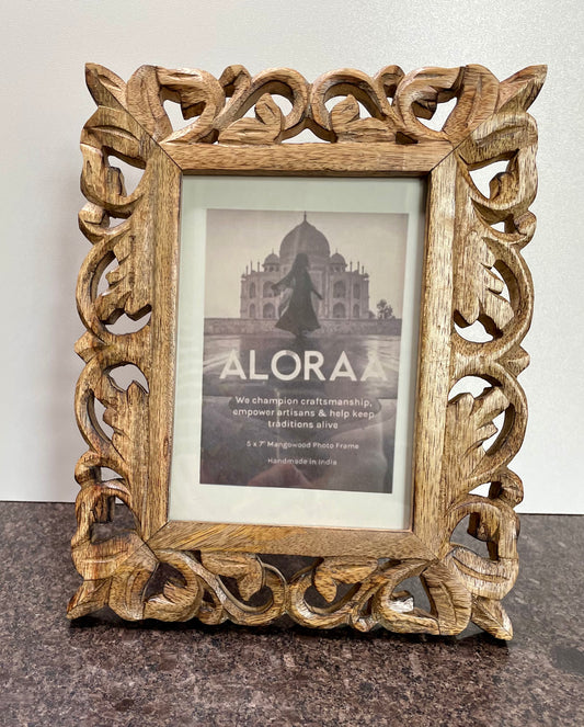 Hand Carved Mango Wood Photo Frame, 5 x 7 Inches